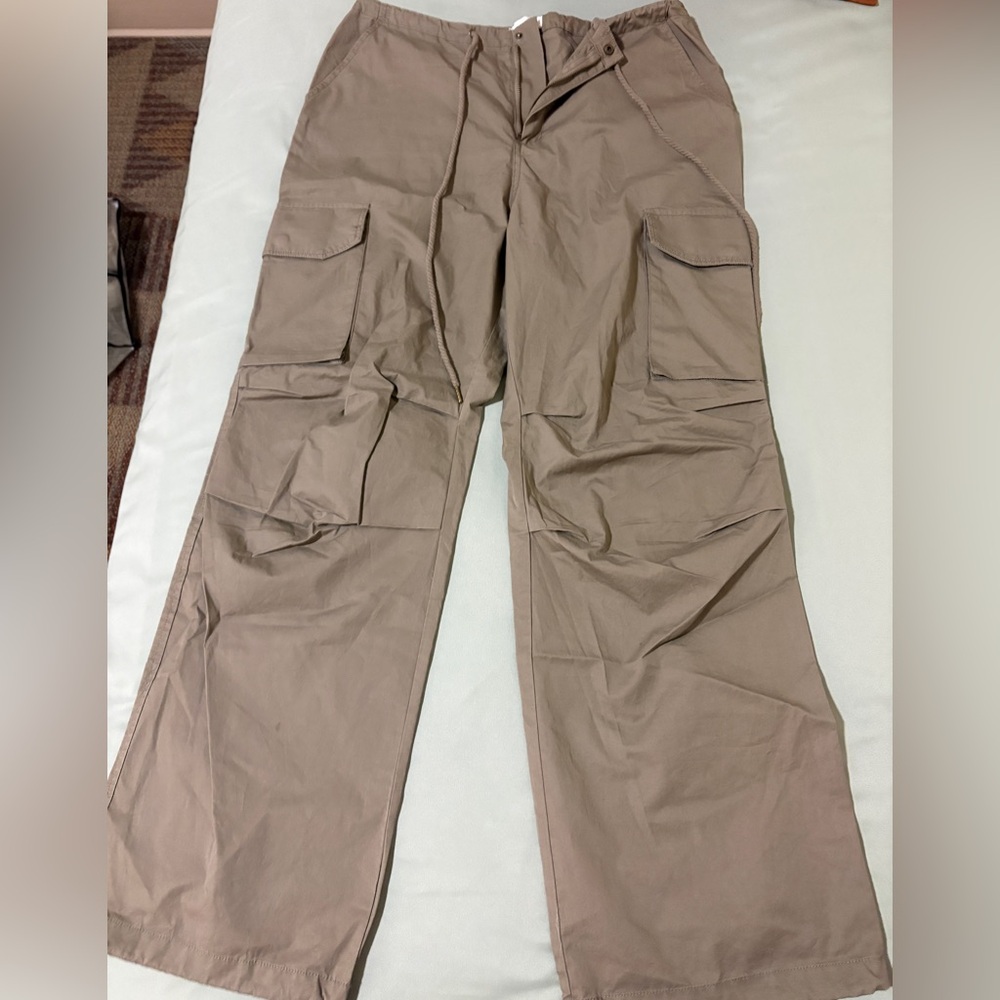Heartloom Tan Cargos